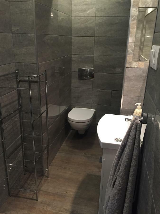 Kawalerka Fredry 3/12 Apartman Poznań Kültér fotó